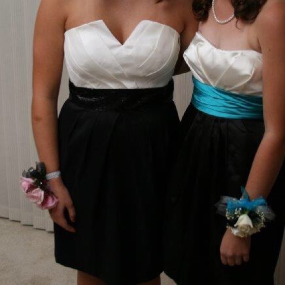 Calvin Klein Formal Dress - Picture 4 of 4